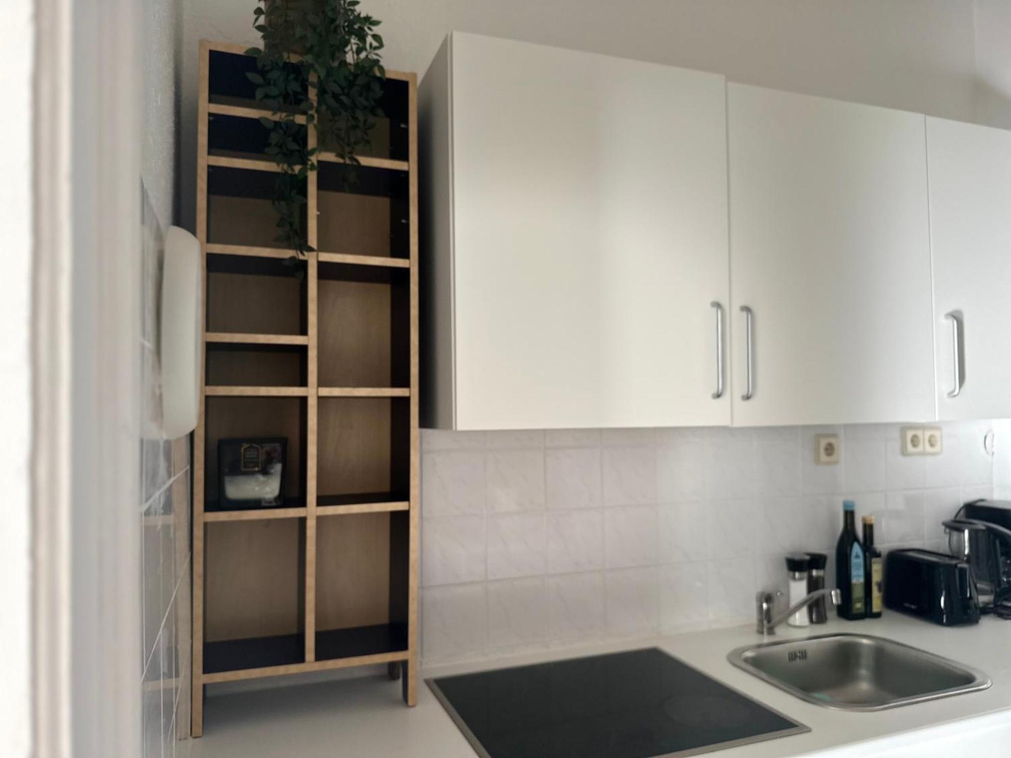 Spacious Apartment, 3 Min To U1 Reumannplatz Wina Bagian luar foto