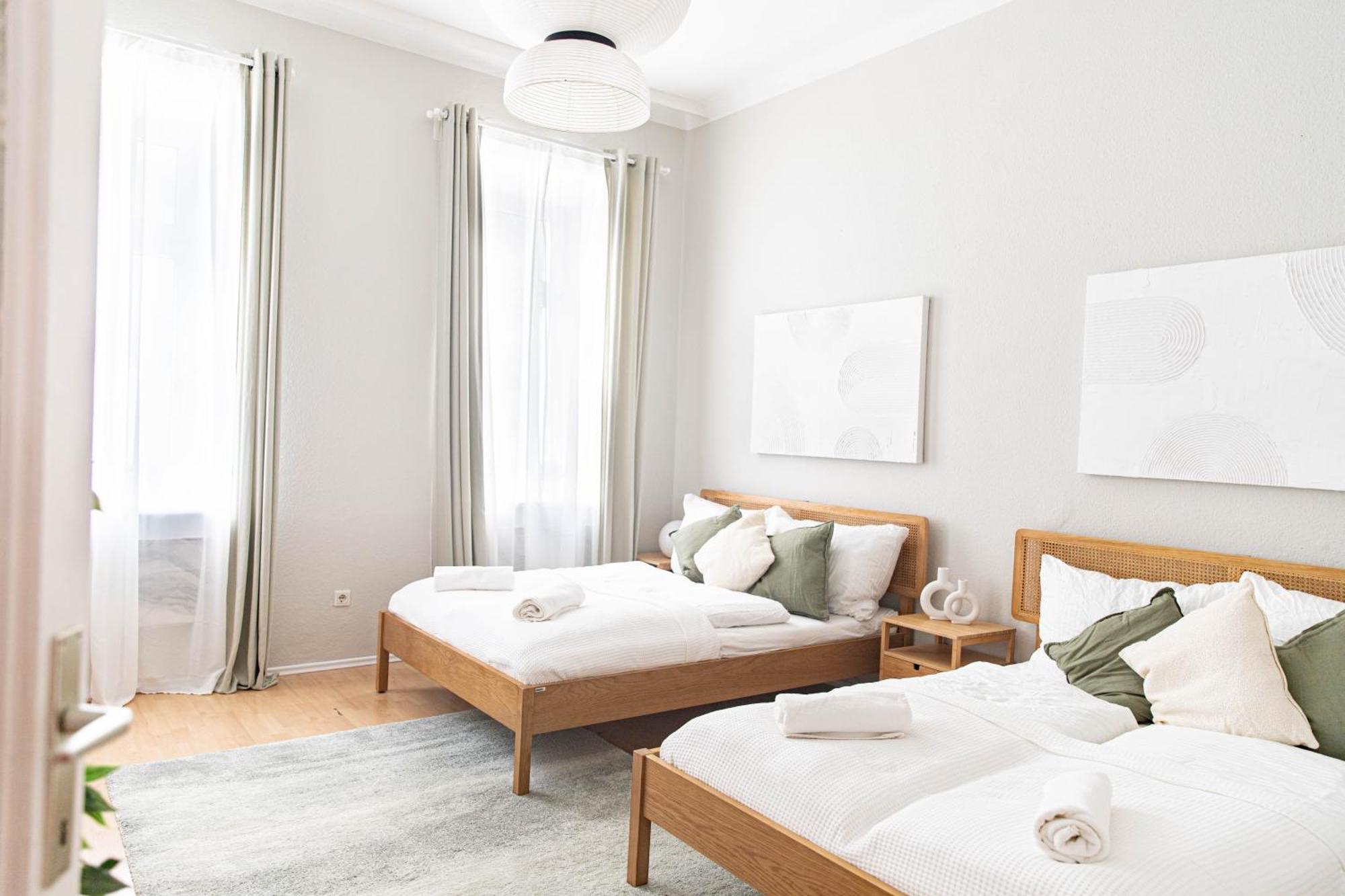 Spacious Apartment, 3 Min To U1 Reumannplatz Wina Bagian luar foto