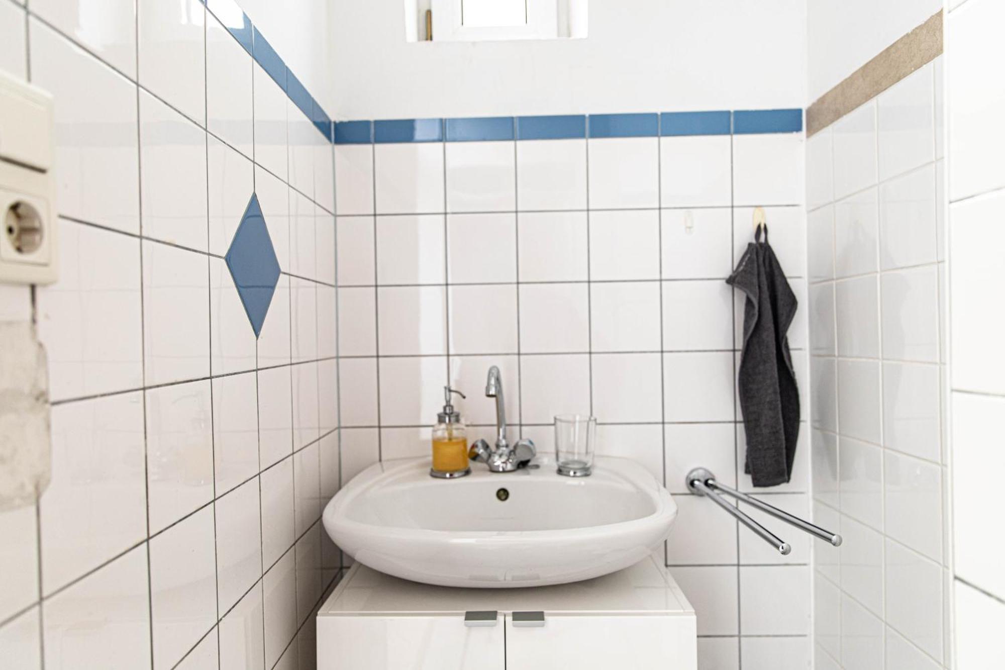 Spacious Apartment, 3 Min To U1 Reumannplatz Wina Bagian luar foto